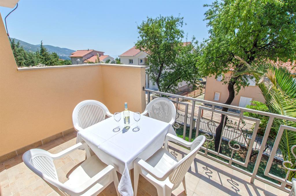 Apartments Meridiana 1 Оребич Экстерьер фото